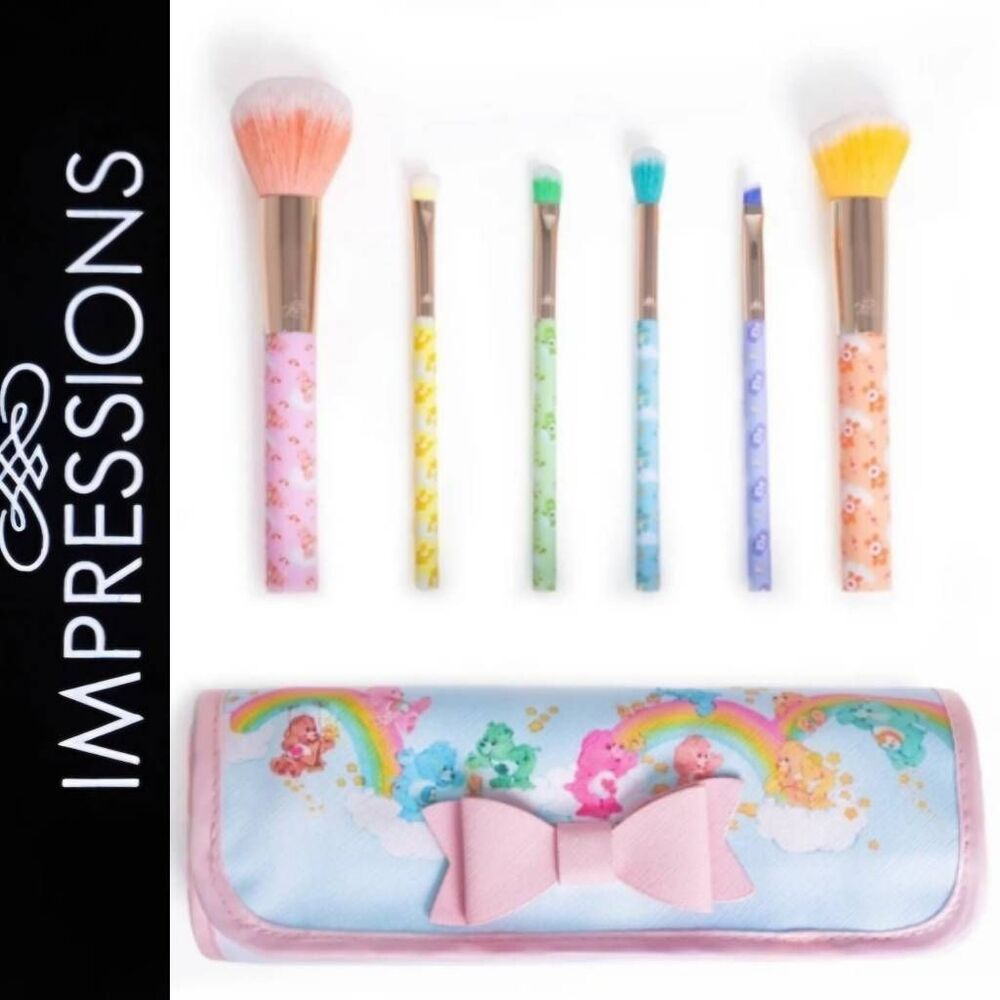 Care Bears x Impressions 6-PC‎ Dreamland Makeup Brush Set & Roll-Up Case